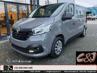  Renault Trafic Renault Trafic L1H1 1.6 dCi 145 Energy Confort DC 2.9T schade airco cruise 2019/4