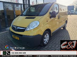 Avarii auto utilitare Opel Vivaro  2011/8