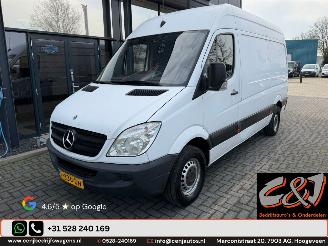 uszkodzony samochody ciężarowe Mercedes Sprinter  2011/2