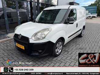 voitures fourgonnettes/vécules utilitaires Fiat Doblo  2013/10