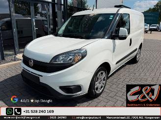 Vaurioauto  commercial vehicles Fiat Doblo  2021/7