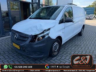 Schade bestelwagen Mercedes Vito  2017/10