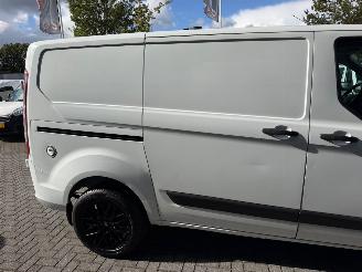 Ford Transit Custom  picture 11