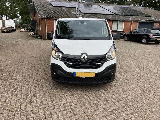 Renault Trafic LUXE BUS picture 2