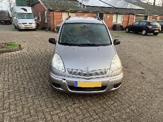 Toyota Yaris-verso gereserveerd picture 2