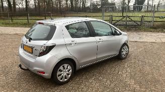 Vaurioauto  passenger cars Toyota Yaris 1.5 HYBRID 48301 KM 2012/9