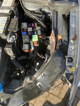 Volkswagen Golf 2.0 TDI GTD R-Line picture 8