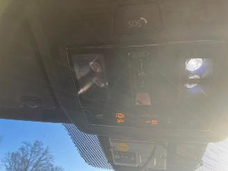 Volkswagen Golf 2.0 TDI GTD R-Line picture 11