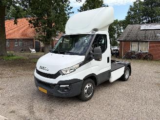 dommages fourgonnettes/vécules utilitaires Iveco  40C21 3.0 300 2015/7