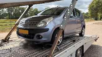krockskadad bil auto Nissan Pixo  2009/9