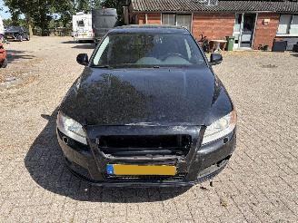 Volvo V-70 T4 AUTOMAAT picture 7