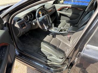 Volvo V-70 T4 AUTOMAAT picture 10