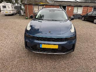 skadebil auto Lynk & Co 01  2021/10
