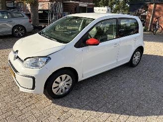 Volkswagen Up!  picture 2