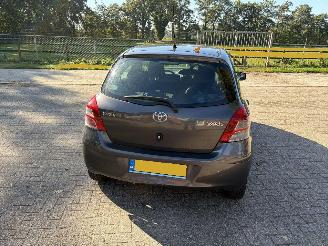 Schadeauto Toyota Yaris  2011/2