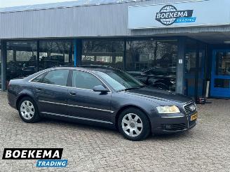 Damaged car Audi A8 3.0 TDI Quattro Pro Line Luchtvering Bose Open-Dak 2007/1