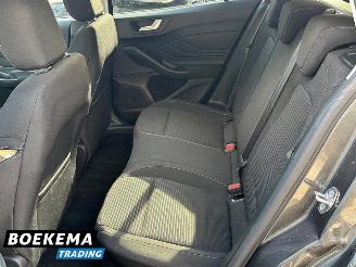 Ford Focus Wagon 1.0 EcoBoost Hybrid Titanium Stoel/Stuurverw. Navigatie Camera picture 26