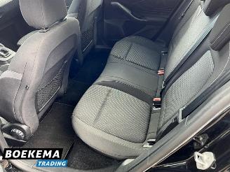 Ford Focus 1.0 EcoBoost Business Navigatie Climate Cruise Camera picture 10