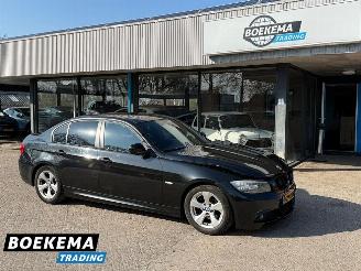 Voiture accidenté BMW 3-serie 318i Corporate Lease M-Sport Navigatie Clima Cruise PDC 2011/6