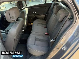 Renault Mégane Estate 1.4 TCe Dynamique Navigatie Climate Cruise PDC picture 14