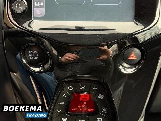 Peugeot 108 1.0 e-VTi Allure Keyless Climate Camera picture 23