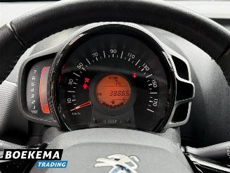 Peugeot 108 1.0 e-VTi Allure Keyless Climate Camera picture 21