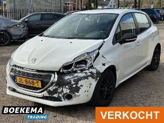Peugeot 208 1.2 e-VTi Active Automaat Navigatie Climate picture 4