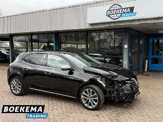 krockskadad bil auto Renault Mégane 1.2 TCe GT-Line Navigatie Keyless Climate Control 2017/11