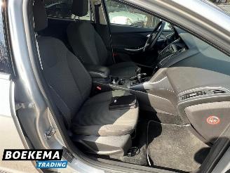 Ford Focus 1.0 TItanium Ed. Plus Navigatie Cruise PDC picture 18