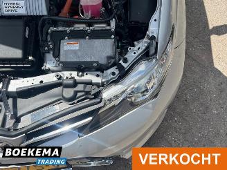 Toyota Auris 1.8 Hybrid Executive Navigatie Climate Cruise PDC picture 11