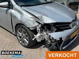 Toyota Auris 1.8 Hybrid Executive Navigatie Climate Cruise PDC picture 6