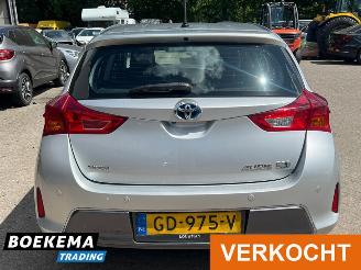 Toyota Auris 1.8 Hybrid Executive Navigatie Climate Cruise PDC picture 17