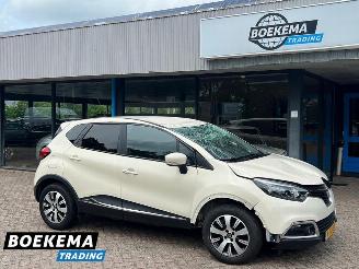 krockskadad bil auto Renault Captur 0.9 TCe Expression Keyless Airco Cruise Trekh. 2014/5