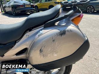 Honda NT 650 Deauville picture 12