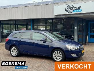 škoda osobní automobily Opel Astra Sports Tourer 1.4 Turbo 140PK Sport Winter Pakket Clima Cruise 2012/8