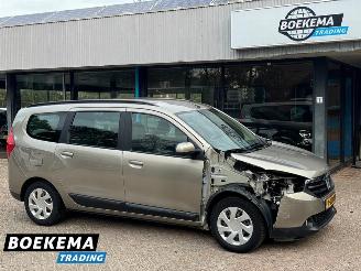 Coche accidentado Dacia Lodgy 1.2 TCe Lauréate Navi Airco Cruise Orig NL+NAP 2013/5