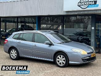 krockskadad bil auto Renault Laguna Estate 2.0 16V T Automaat Dynamque Navi Clima Cruise 2008/5