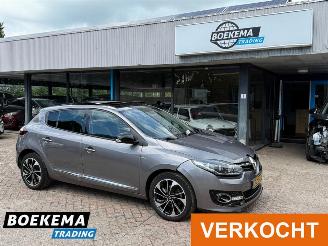 skadebil auto Renault Mégane 1.2 TCe Bose Panorama Navigatie Clima 2015/1
