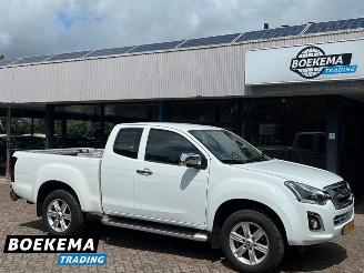 Avarii auto utilitare Isuzu D-Max 1.9 Extended Cab X-Country Automaat 4X4 3500KG Trekgewicht 2019/2