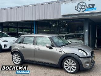 Voiture accidenté Mini Cooper Mini 1.5 Chili Led Keyless Climate Navi Cruise PDC 2017/6