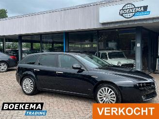 uszkodzony samochody osobowe Alfa Romeo 159 2.2 JTS Sport Climate Cruise 2007/2