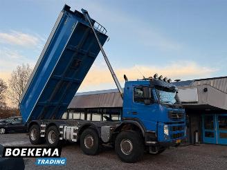 damaged trucks Terberg  FM2000 WDG 46.460 EEV 8X8 3xGestuurde-As 24M3 3xCamera Hyva 2012/8