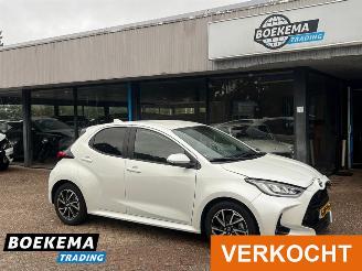 škoda osobní automobily Toyota Yaris 1.5 Hybrid Keyless Navi Climate Cruise stoelverw. 2023/1