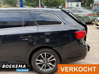 Toyota Avensis wagon 1.8 VVTi Business Navigatie Harman Kardon Camera PDC Cruise picture 5