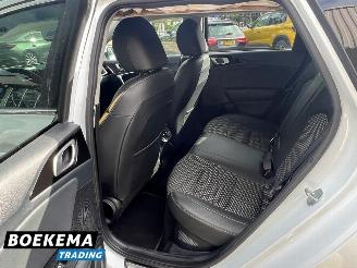 Kia Ceed 1.6 GDI PHEV Aut Led Keyless Virtual Navi Climate Cruise picture 19