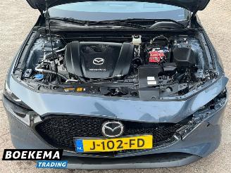 Mazda 3 2.0 e-SkyActiv-G M Hybrid Virtual Keyless Bose Navi picture 10