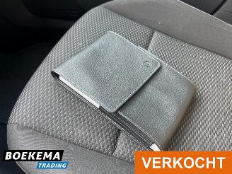 Volkswagen Golf 1.5 TSI Comfort Business DSG Navigatie PDC Climate Cruise picture 32