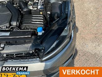 Volkswagen Golf 1.5 TSI Comfort Business DSG Navigatie PDC Climate Cruise picture 10
