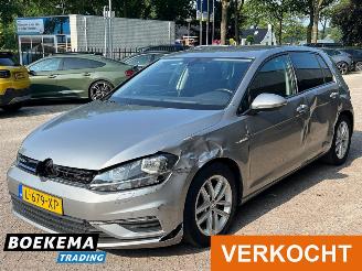 Volkswagen Golf 1.5 TSI Comfort Business DSG Navigatie PDC Climate Cruise picture 4
