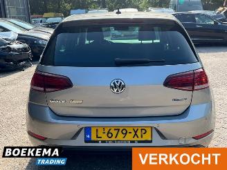 Volkswagen Golf 1.5 TSI Comfort Business DSG Navigatie PDC Climate Cruise picture 17